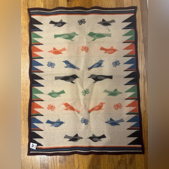 Pendleton Crib Blanket - Picture 2 of 5